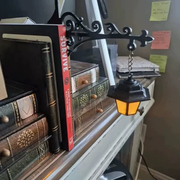 Decorative Bookshelf Lights – Mini Lanterns, Ghosts & More