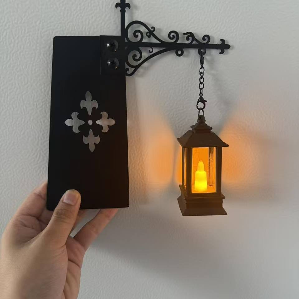 Decorative Bookshelf Lights – Mini Lanterns, Ghosts & More
