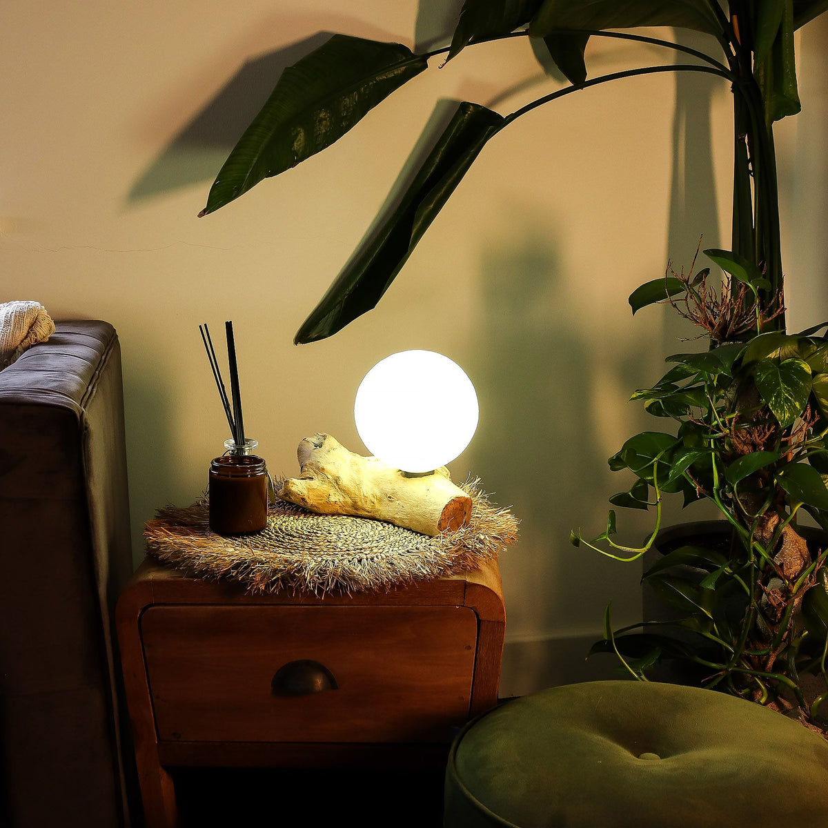 DriftGlow Cotton Luna Lamp – Ivory Driftwood Light