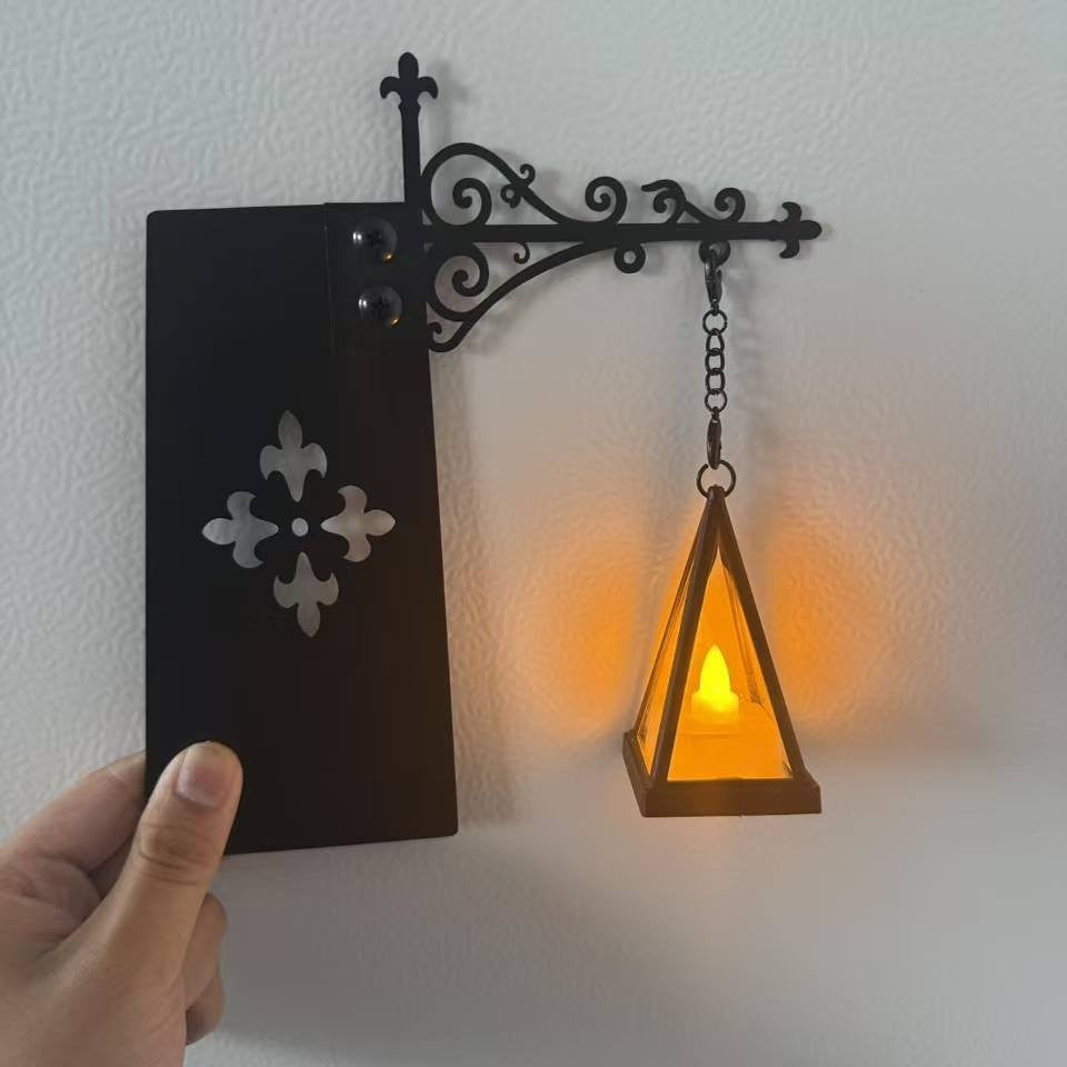 Decorative Bookshelf Lights – Mini Lanterns, Ghosts & More