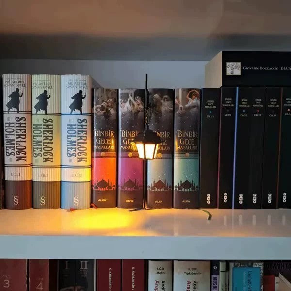 Decorative Bookshelf Lights – Mini Lanterns, Ghosts & More
