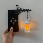 Decorative Bookshelf Lights – Mini Lanterns, Ghosts & More